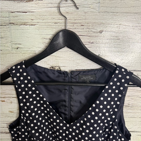 Tahari Arthur S. Levine Designer dress size 8 polka dot midi black white - Picture 4 of 8